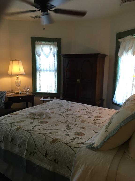 Parsonage Inn Bed And Breakfast Saint Michaels Kültér fotó